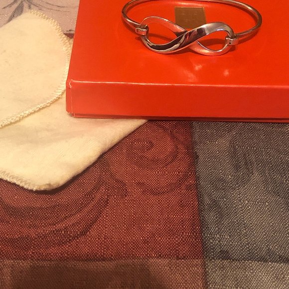 RETIRED BEAUTIFUL JAMES AVERY BOLD INFINITY BRACELET, SZ. L, 2 1/2, RARE & HTF - Picture 1 of 5